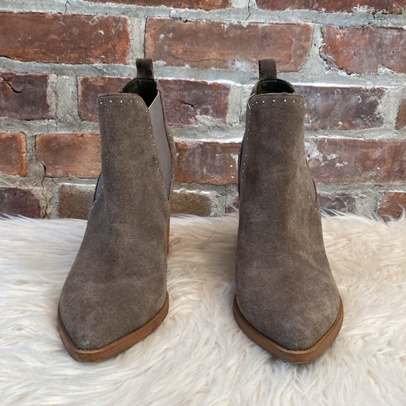 Marc Fisher Bellie Studded Suede Pull-on Booties, Size 10 - Picture 3 of 16
